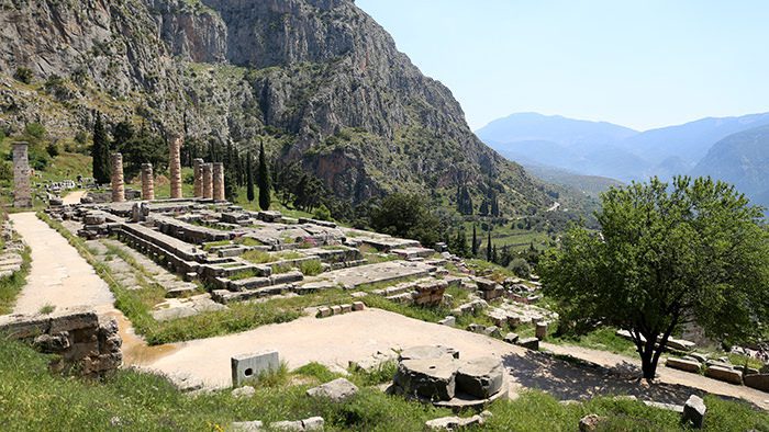 Day_Trips_from_Athens_Delphi