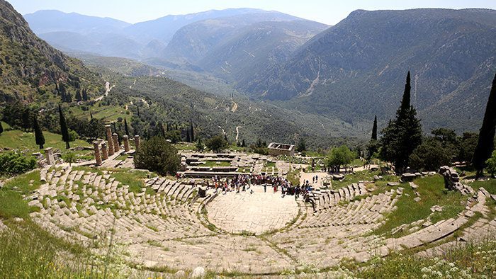 Day_Trips_from_Athens_Delphi