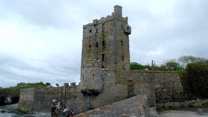 Four_Castles_You_Must_Visit_in_Ireland_Europe_Davidsbeenhere4