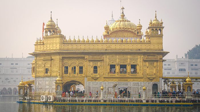 https://davidsbeenhere.com/wp-content/uploads/2019/04/top-10-things-to-see-and-do-in-amritsar-punjab-india-asia-davidsbeenhere6-2.jpg