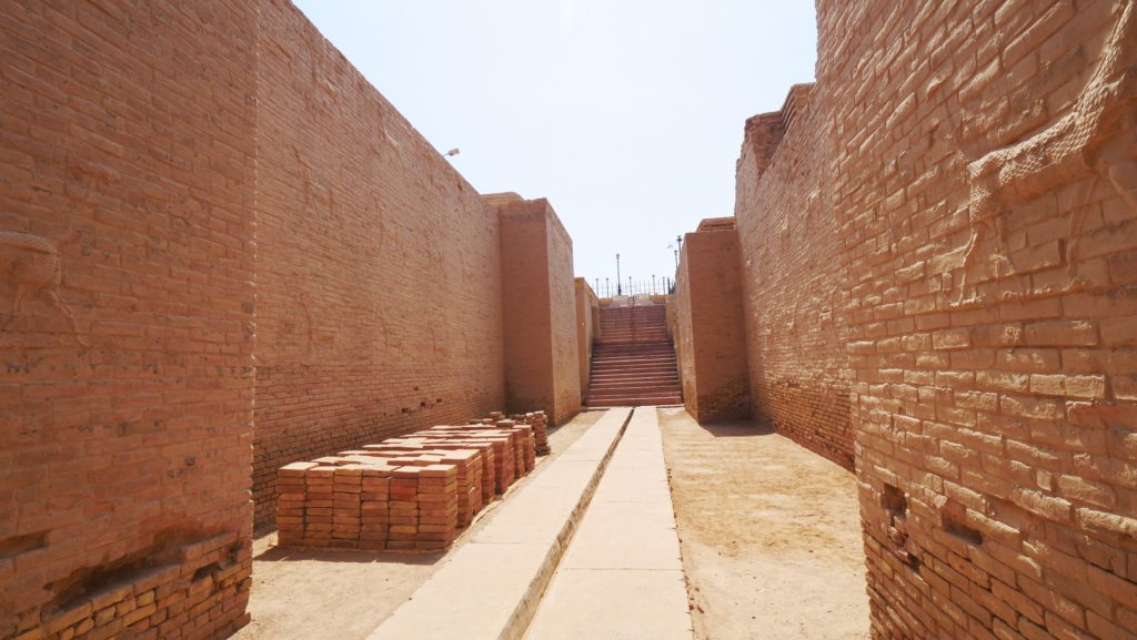 One of the streets of the ancient city of Babylon, Iraq | Davidsbeenhere