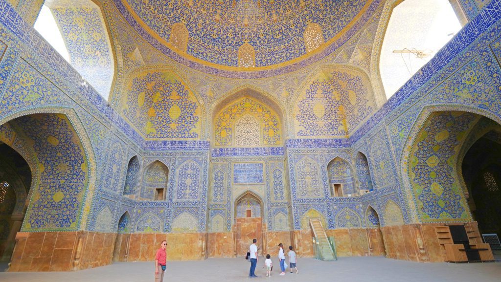 The interior of the Grand Mosque in Isfahan, Iran | Davidsbeenhere
