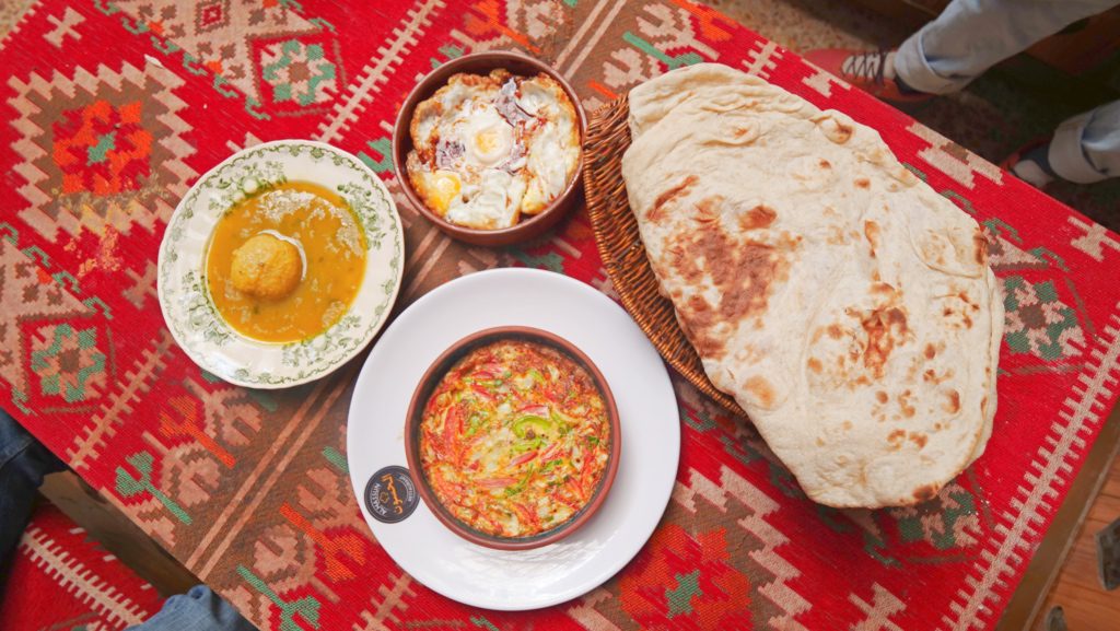 A delicious Iraqi breakfast of makhlama, a lamb omelet, and bread | Davidsbeenhere