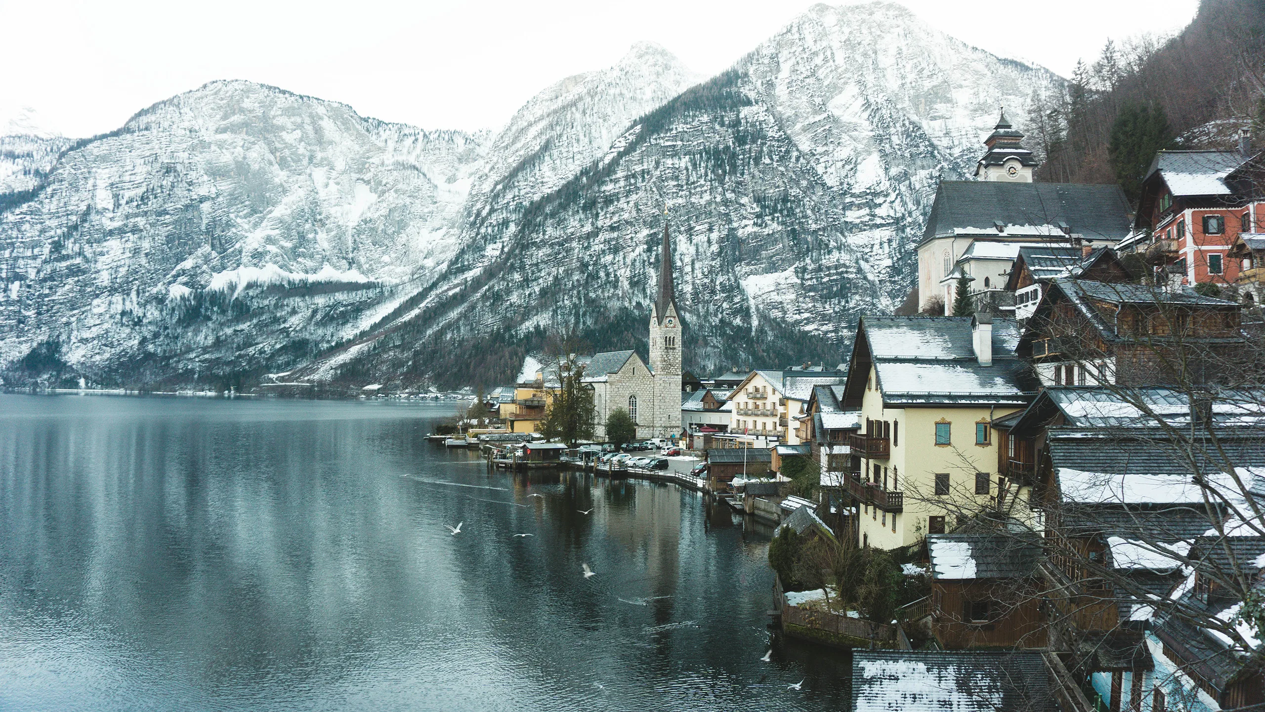 Hallstatt, Austria, one of our favorite holiday destinations in Europe | Davidsbeenhere