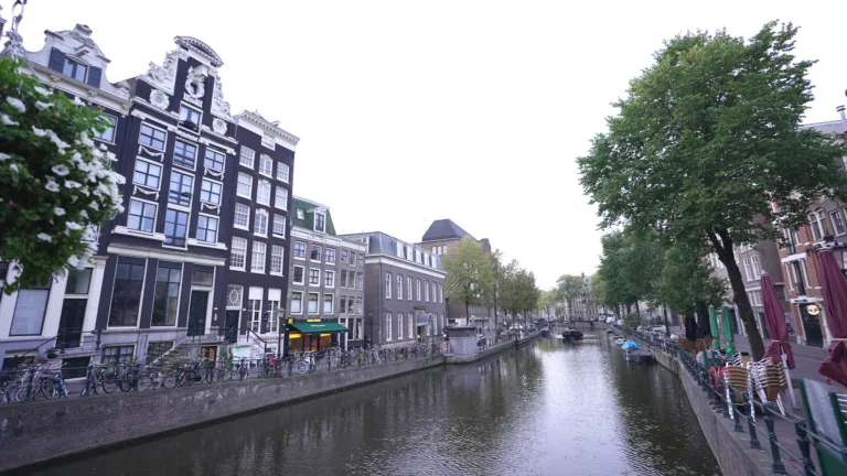 The canals of Amsterdam, the Netherlands | Davidsbeenhere