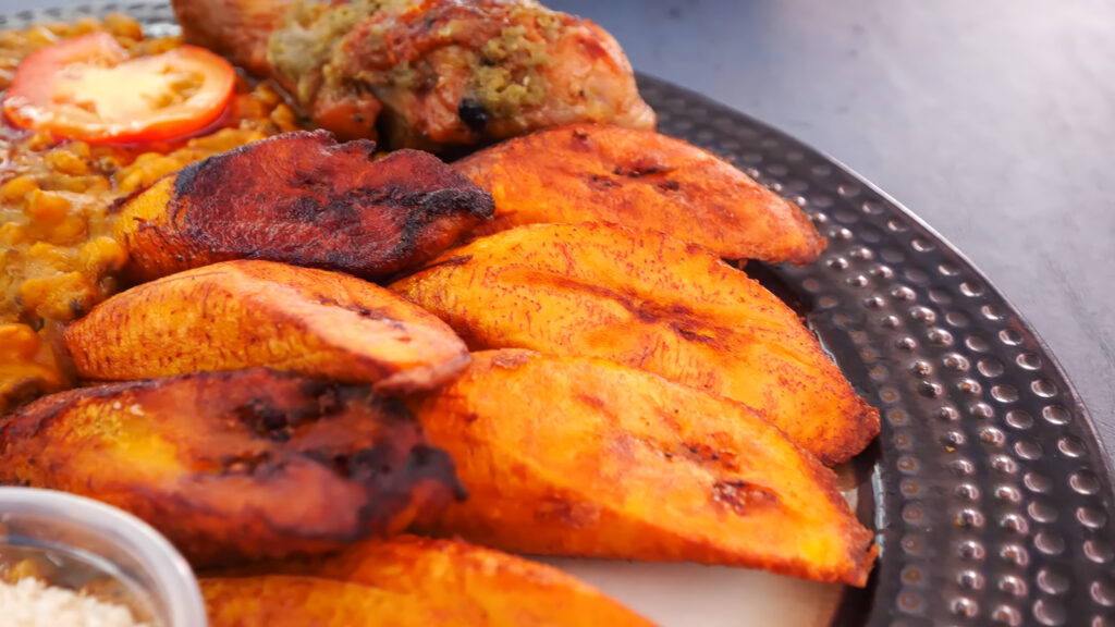 Maduro, or fried plantains, are popular Caribbean dishes, but are also popular in Africa and South America | Davidsbeenhere