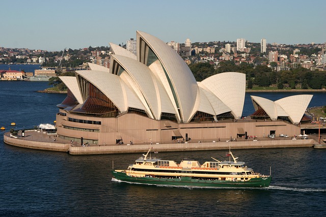 Discover the Sydney Opera House